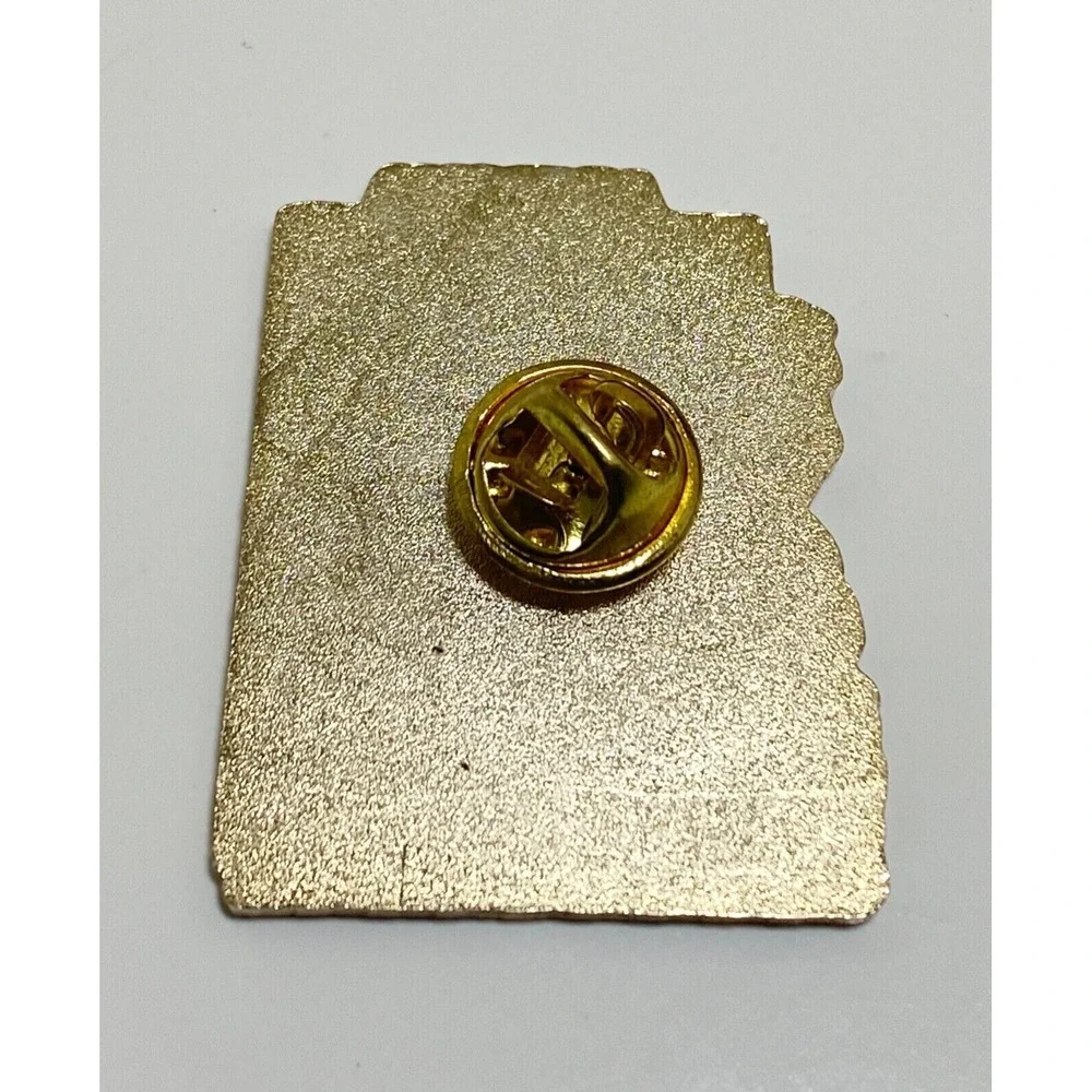 Arizona Red‎ Hats Sparkle in the Desert Lapel Pin (SEE PHOTOS)